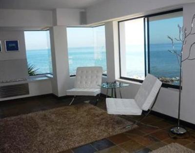 фото отеля 185 Beach Road Villa and Apartments Gordon's Bay