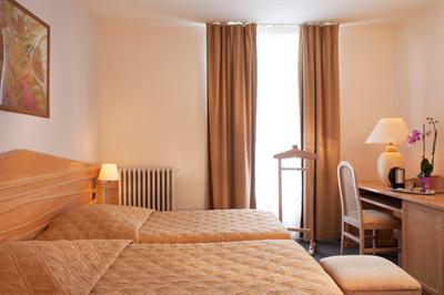 фото отеля Hotel Continental Bordeaux
