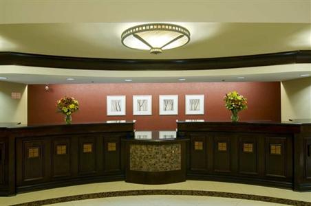 фото отеля Hilton Charlotte Executive Park