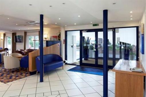 фото отеля Holiday Inn Express Peterborough