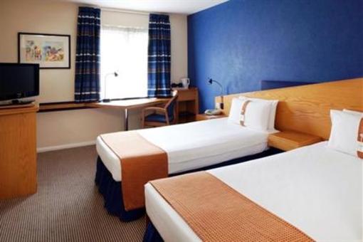 фото отеля Holiday Inn Express Peterborough