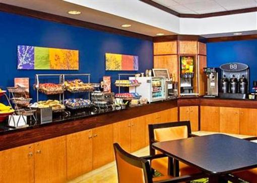 фото отеля Fairfield Inn & Suites by Marriott Lake City