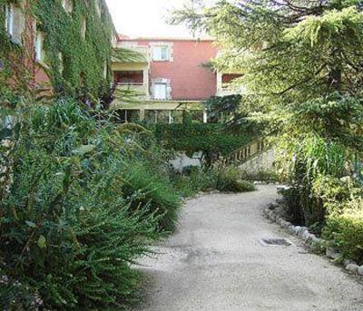 фото отеля Brit Hotel les 4 Sources