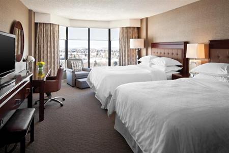 фото отеля Sheraton Red Deer Hotel