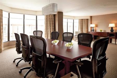 фото отеля Sheraton Red Deer Hotel