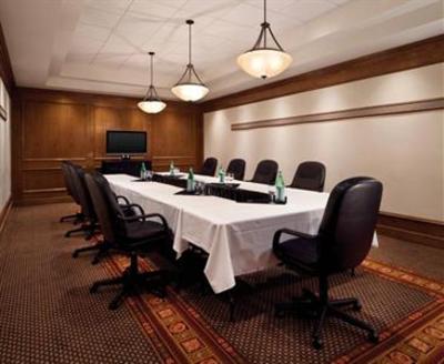 фото отеля Sheraton Red Deer Hotel