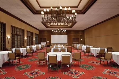 фото отеля Sheraton Red Deer Hotel