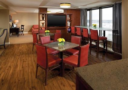 фото отеля Sheraton Red Deer Hotel