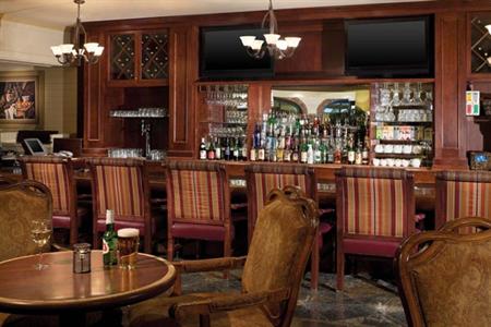 фото отеля Sheraton Red Deer Hotel