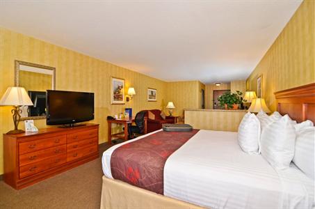 фото отеля BEST WESTERN Pasco Inn & Suites