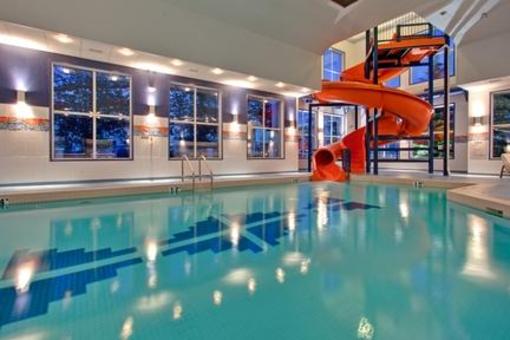 фото отеля Holiday Inn Express Hotel & Suites Calgary South