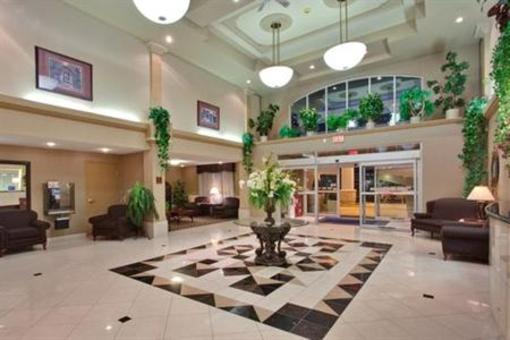 фото отеля Holiday Inn Express Hotel & Suites Calgary South