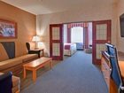 фото отеля Holiday Inn Express Hotel & Suites Calgary South