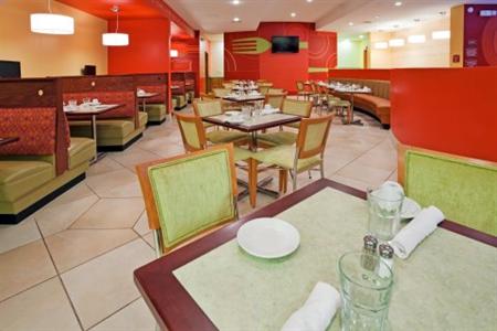 фото отеля Holiday Inn Hotel & Suites Birmingham-Homewood