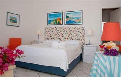 фото отеля Hotel Piccolo Mondo Castro (Italy)