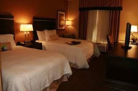 фото отеля Hampton Inn Brighton