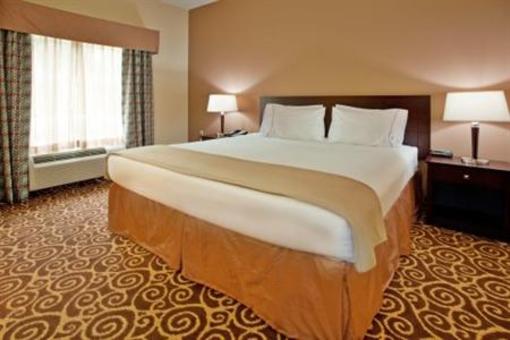 фото отеля Holiday Inn Express Hotel & Suites Kansas City - Grandview