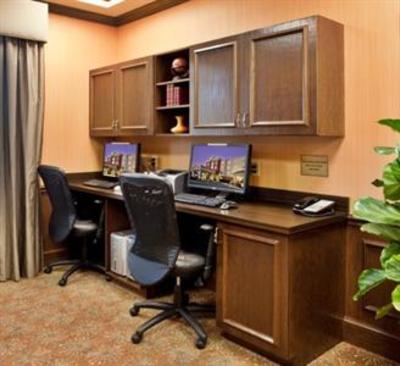 фото отеля Holiday Inn Express Hotel & Suites Kansas City - Grandview