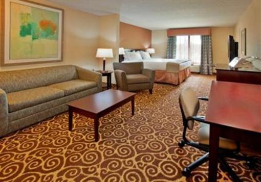 фото отеля Holiday Inn Express Hotel & Suites Kansas City - Grandview