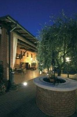 фото отеля Ca' Maddalena Bed & Breakfast  Villafranca di Verona
