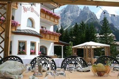 фото отеля Hotel Vienna San Martino di Castrozza