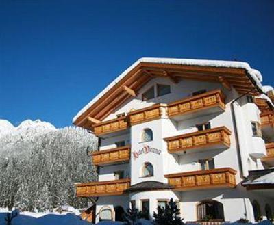 фото отеля Hotel Vienna San Martino di Castrozza