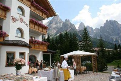 фото отеля Hotel Vienna San Martino di Castrozza
