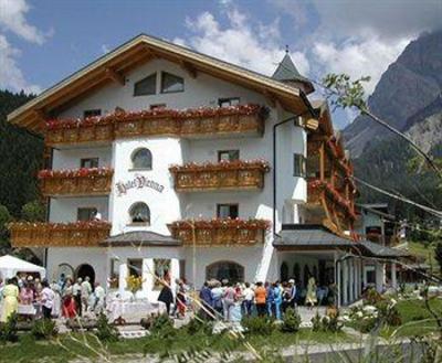 фото отеля Hotel Vienna San Martino di Castrozza