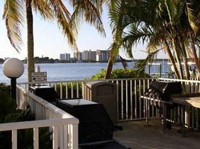 фото отеля Lovers Key Beach Club and Resort