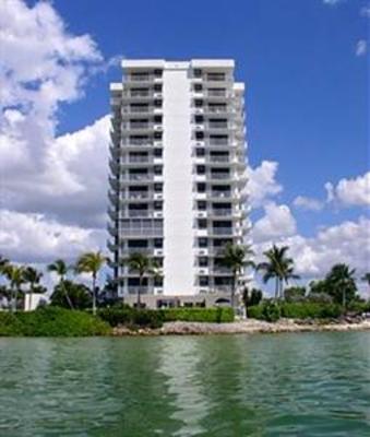 фото отеля Lovers Key Beach Club and Resort