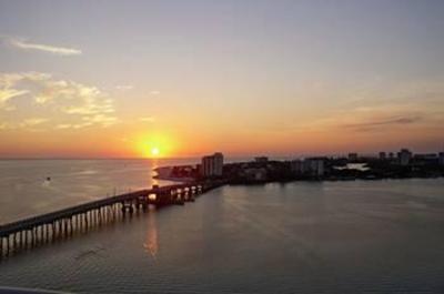 фото отеля Lovers Key Beach Club and Resort