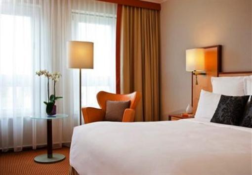 фото отеля Renaissance Karlsruhe Hotel
