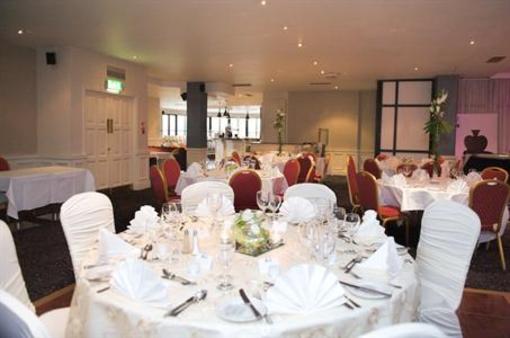 фото отеля Abberley Court Hotel Tallaght