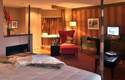 фото отеля Le Champlain Hotel