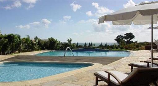 фото отеля ApartHotel Vila Luz