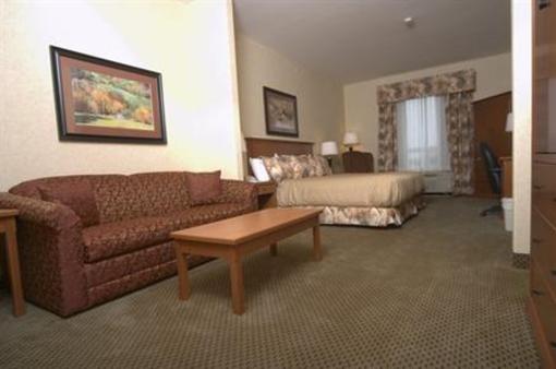 фото отеля Holiday Inn Express Suites Airdrie