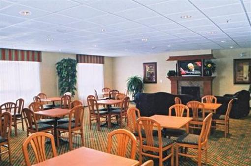 фото отеля Holiday Inn Express Suites Airdrie
