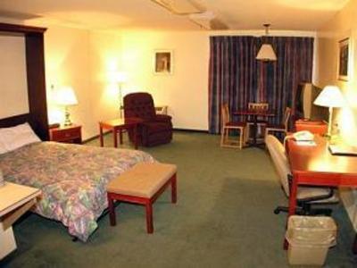 фото отеля Northwest Inn Slave Lake