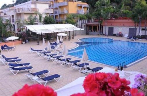 фото отеля Giardino dei Greci Hotel Giardini Naxos
