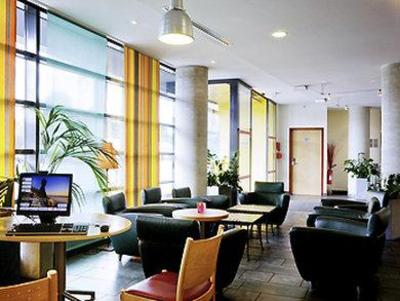 фото отеля Suite Novotel Paris Porte de Montreuil