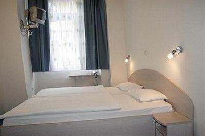 фото отеля Hotel Emonec