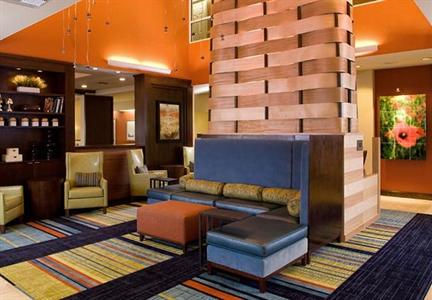 фото отеля Fairfield Inn & Suites Orlando Lake Buena Vista