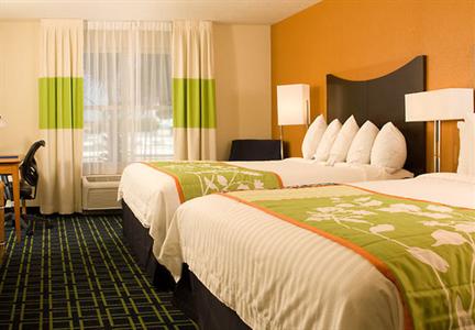 фото отеля Fairfield Inn & Suites Orlando Lake Buena Vista