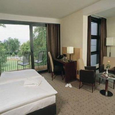 фото отеля Favorite Parkhotel