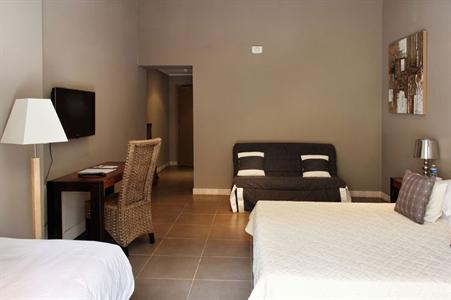 фото отеля L'hotellerie Kouros Cuers