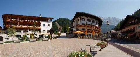 фото отеля Hotel Nives