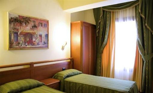 фото отеля Bright Hotel Rome