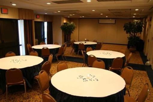 фото отеля Hampton Inn & Suites Charlotte Concord (North Carolina)