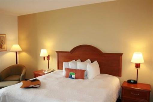 фото отеля Hampton Inn & Suites Charlotte Concord (North Carolina)