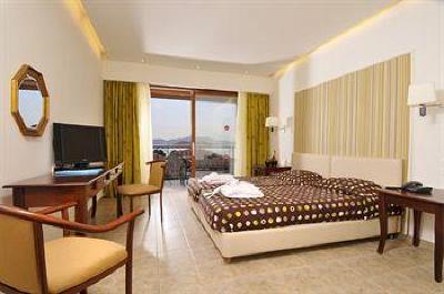 фото отеля Kassandra Bay Hotel Vasilias